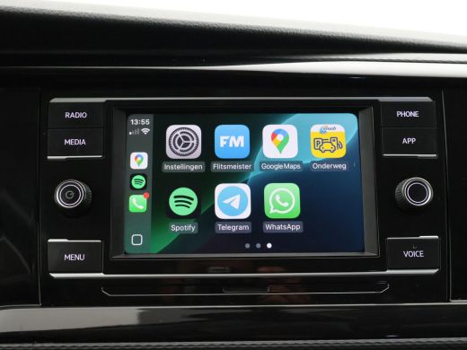 Volkswagen Transporter 2.0 TDI 150 PK L2H1 DUBBEL CABINE + 2500 KG TREKHAAK | APPLE CARPLAY ActivLease financial lease