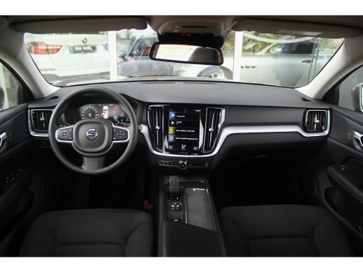 Volvo  V60 2.0 B3 Momentum Advantage | 1e eigenaar | BTW auto | Origineel NL | LED | Camera | 17 inch | Crui... ActivLease financial lease