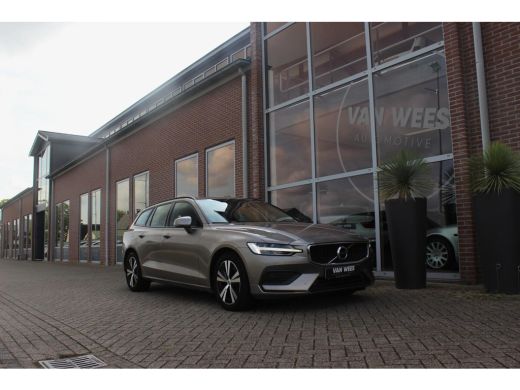 Volvo  V60 2.0 B3 Momentum Advantage | 1e eigenaar | BTW auto | Origineel NL | LED | Camera | 17 inch | Crui... ActivLease financial lease