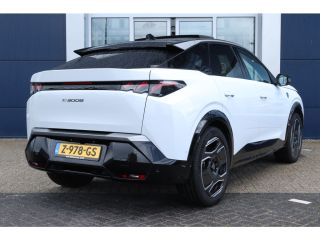 Peugeot E-3008 GT 73 kWh | Adaptieve Cruise | Nappa Leder | Trekhaak | Pano | Stoelmassage-Ventilatie| 360' Came...