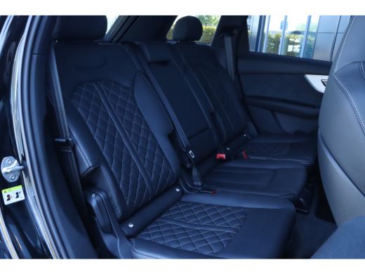 Audi Q7 60 TFSI e quattro Pro Line S Competition | Pano | Trekhaak | Valcona | Camera | ACC | 22 Inch | M... ActivLease financial lease
