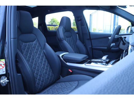 Audi Q7 60 TFSI e quattro Pro Line S Competition | Pano | Trekhaak | Valcona | Camera | ACC | 22 Inch | M... ActivLease financial lease