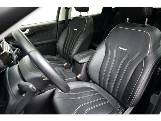 Ford Kuga 2.5 PHEV Vignale | Pano-dak | Wegklap Trekhaak | Camera V+A | Adapt. Cruise | Standkachel | Full ... ActivLease financial lease
