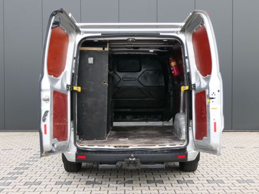 Ford Transit Custom 280 2.0 TDCI L1H1 Trend | Trekhaak | Betimmering | Navigatie | Camera | DAB | Verwarmde Voorruit ActivLease financial lease