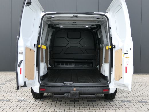 Ford Transit Custom 300 2.0 TDCI L2H1 Trend | Trekhaak | Camera | 3-Zits | CarPlay/Android Auto | Stoelverwarming | V... ActivLease financial lease