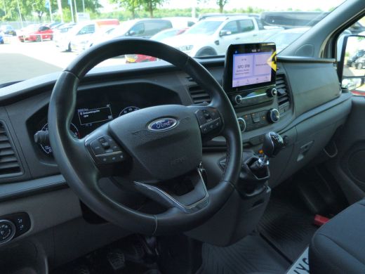 Ford Transit Custom 300 2.0 TDCI L2H1 Trend | Trekhaak | Camera | 3-Zits | CarPlay/Android Auto | Stoelverwarming | V... ActivLease financial lease