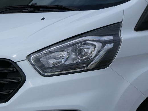 Ford Transit Custom 300 2.0 TDCI L2H1 Trend | Trekhaak | Camera | 3-Zits | CarPlay/Android Auto | Stoelverwarming | V... ActivLease financial lease
