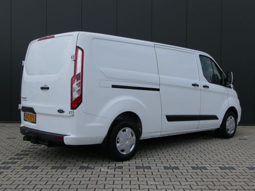 Ford Transit Custom 300 2.0 TDCI L2H1 Trend | Trekhaak | Camera | 3-Zits | CarPlay/Android Auto | Stoelverwarming | V... ActivLease financial lease