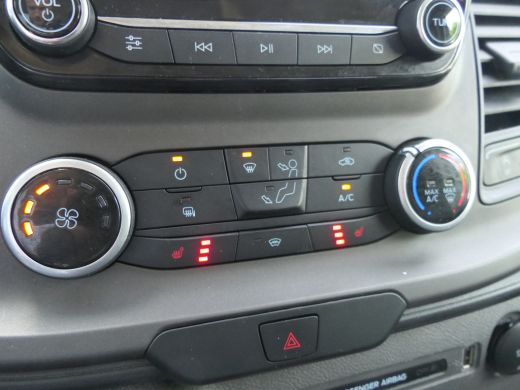 Ford Transit Custom 300 2.0 TDCI L2H1 Trend | Trekhaak | Camera | 3-Zits | CarPlay/Android Auto | Stoelverwarming | V... ActivLease financial lease