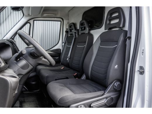 Iveco Daily **35S16V | L4H2 | Automaat | 157 PK | 3.5T Trekgewicht | Climate | Cruise | Euro 6** ActivLease financial lease