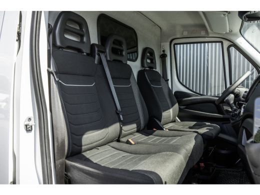 Iveco Daily **35S16V | L4H2 | Automaat | 157 PK | 3.5T Trekgewicht | Climate | Cruise | Euro 6** ActivLease financial lease