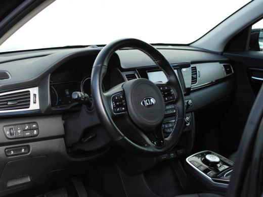 Kia e-Niro ExecutiveLine 64 kWh NL AUTO | SOH 100% | LEDER | ActivLease financial lease