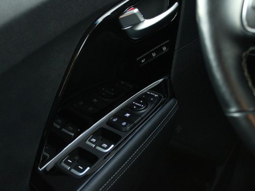 Kia e-Niro ExecutiveLine 64 kWh NL AUTO | SOH 100% | LEDER | ActivLease financial lease