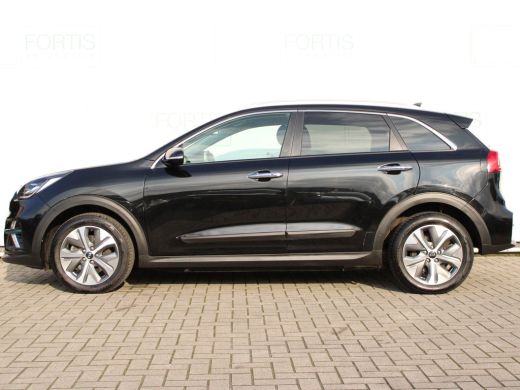 Kia e-Niro ExecutiveLine 64 kWh NL AUTO | SOH 100% | LEDER | ActivLease financial lease