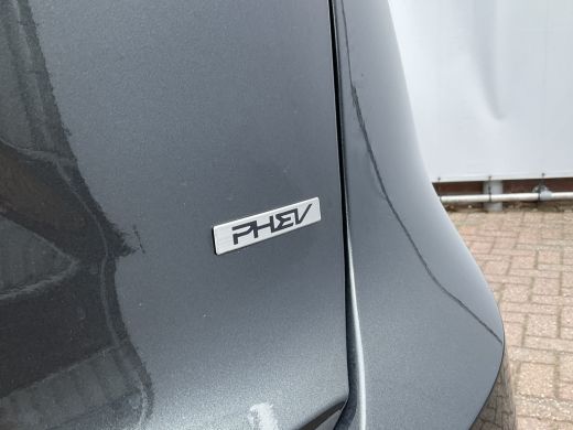 Kia Niro 1.6 GDi 190pk PHEV DynamicLine Trekhaak Nav/Cam Orig.NL ActivLease financial lease