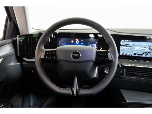 Opel Astra Electric 54 kWh | Camera | Stoel & Stuurverwarming | Navigatie | Dodehoekbewaking | Parkeersensor... ActivLease financial lease