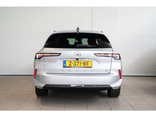 Opel Astra Electric 54 kWh | Camera | Stoel & Stuurverwarming | Navigatie | Dodehoekbewaking | Parkeersensor... ActivLease financial lease
