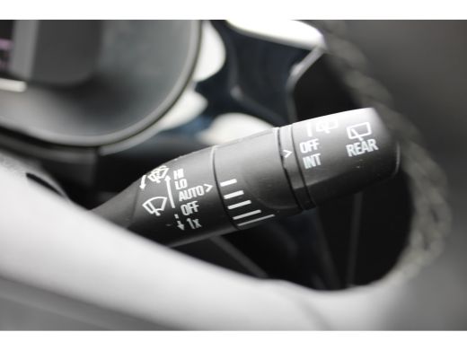 Opel Corsa 1.2 Elegance / Navigatie via Carplay / Parkeersensoren / Bluetooth / Climate Control / LED / Crui... ActivLease financial lease