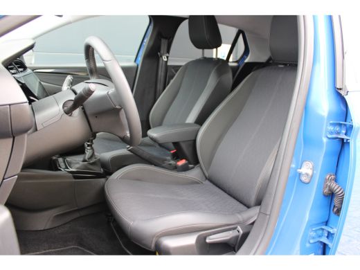 Opel Corsa 1.2 Elegance / Navigatie via Carplay / Parkeersensoren / Bluetooth / Climate Control / LED / Crui... ActivLease financial lease