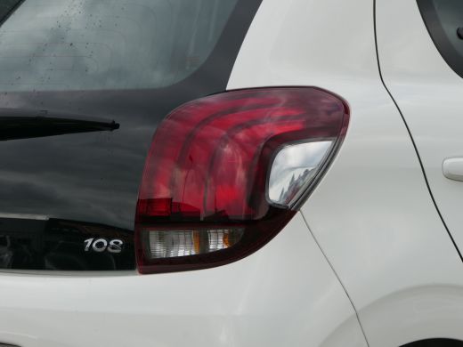 Peugeot 108 1.0 e-VTi Active | Airco | Bluetooth | DAB | 5-Deurs ActivLease financial lease