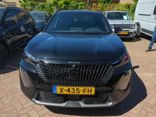 Peugeot 2008 1.2 PureTech 130 GT | Automaat | Navigatie | Camera | Panorama/schuifdak | 18 Inch | Adaptieve cr... ActivLease financial lease