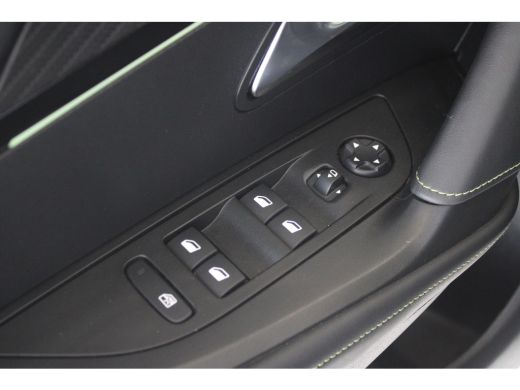 Peugeot 2008 1.2 Turbo 130-PK EAT8 AUTOMAAT GT | CAMERA V+A | STOELVERWARMING | ADAPTIVE CRUISE | CARPLAY | AL... ActivLease financial lease
