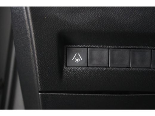 Peugeot 2008 1.2 Turbo 130-PK EAT8 AUTOMAAT GT | CAMERA V+A | STOELVERWARMING | ADAPTIVE CRUISE | CARPLAY | AL... ActivLease financial lease