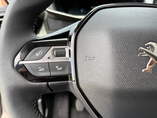 Peugeot 208 1.2 PureTech 100 Allure App Connect | Fabrieksgarantie ActivLease financial lease