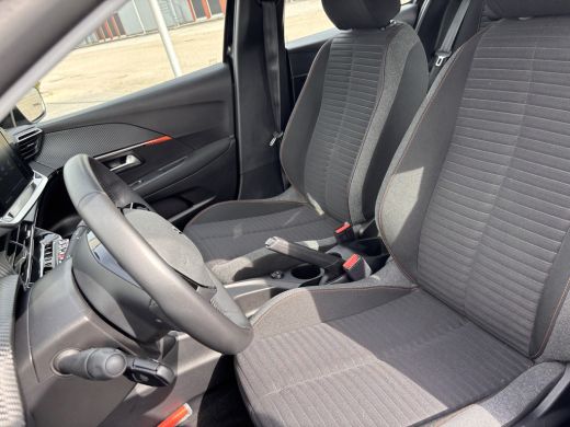 Peugeot 208 1.2 PureTech Active Pack | 100PK | Navigatie | Apple Carplay / Android Auto | 16" Licht Metaal | ... ActivLease financial lease