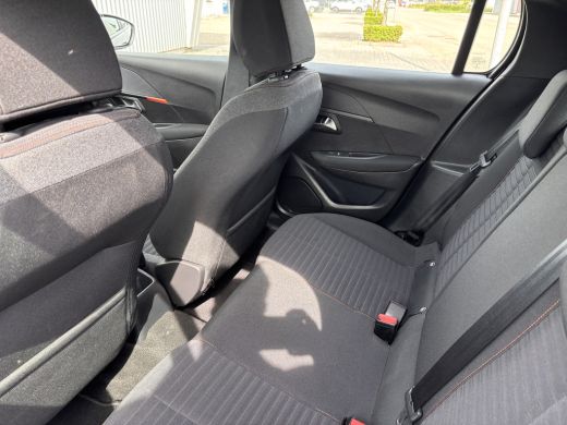 Peugeot 208 1.2 PureTech Active Pack | 100PK | Navigatie | Apple Carplay / Android Auto | 16" Licht Metaal | ... ActivLease financial lease