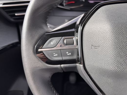 Peugeot 208 1.2 PureTech Active Pack | 100PK | Navigatie | Apple Carplay / Android Auto | 16" Licht Metaal | ... ActivLease financial lease