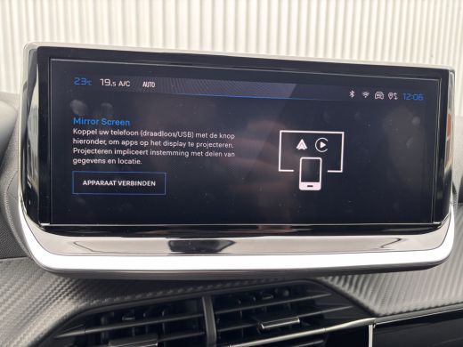 Peugeot 208 Hybrid 100PK e-DCS6 Allure | Camera | Navigatie | Stoelverwarming | Draadloze Apple Carplay / And... ActivLease financial lease