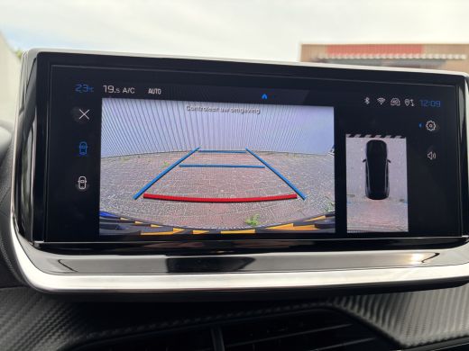 Peugeot 208 Hybrid 100PK e-DCS6 Allure | Camera | Navigatie | Stoelverwarming | Draadloze Apple Carplay / And... ActivLease financial lease
