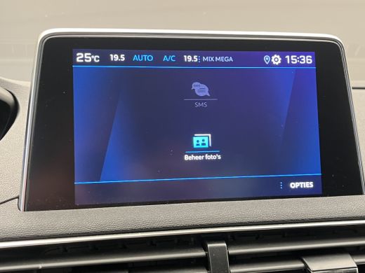 Peugeot 3008 1.2 PureTech Active Pack Parkeersensoren Achter | Camera | 17" Lichtmetaal | Cruise | Carplay | A... ActivLease financial lease