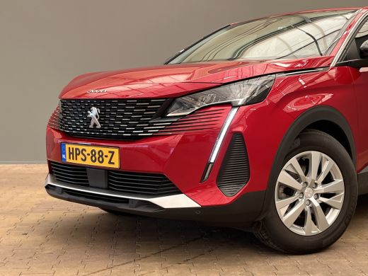 Peugeot 3008 1.2 PureTech Active Pack Parkeersensoren Achter | Camera | 17" Lichtmetaal | Cruise | Carplay | A... ActivLease financial lease