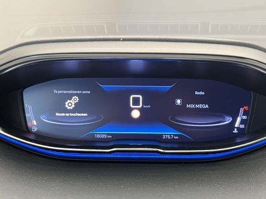 Peugeot 3008 1.2 PureTech Active Pack Parkeersensoren Achter | Camera | 17" Lichtmetaal | Cruise | Carplay | A... ActivLease financial lease