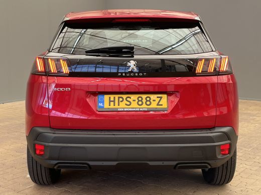 Peugeot 3008 1.2 PureTech Active Pack Parkeersensoren Achter | Camera | 17" Lichtmetaal | Cruise | Carplay | A... ActivLease financial lease