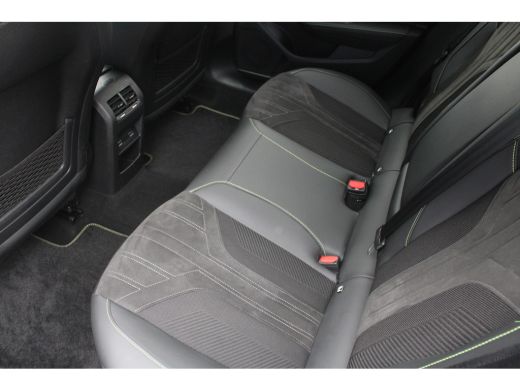Peugeot 408 1.2 PureTech GT 130 EAT8 | Automaat | Navigatie | Camera | Full LED | Apple Carplay | ActivLease financial lease