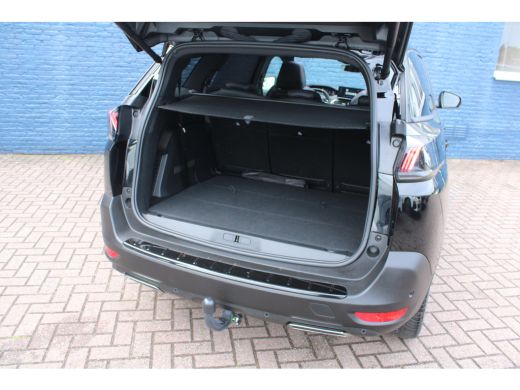 Peugeot 5008 1.2 Hybrid GT | Automaat | Navigatie | Panorama/schuifdak | Black Pack | Massage | Trekhaak | ActivLease financial lease