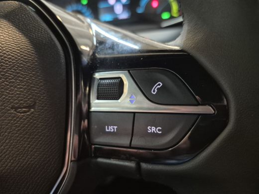 Peugeot e-2008 EV Active Pack 50 kWh | Airco (automatisch) | Apple Carplay/Android Auto|telefoonintegratie premi... ActivLease financial lease