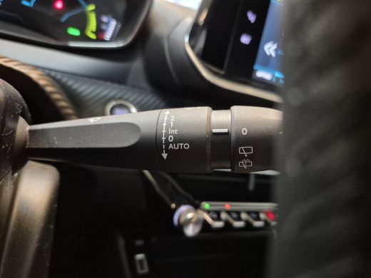 Peugeot e-2008 EV Active Pack 50 kWh | Airco (automatisch) | Apple Carplay/Android Auto|telefoonintegratie premi... ActivLease financial lease