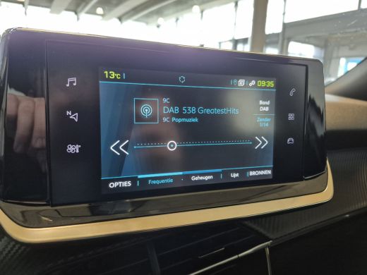 Peugeot e-2008 EV Active Pack 50 kWh | Airco (automatisch) | Apple Carplay/Android Auto|telefoonintegratie premi... ActivLease financial lease