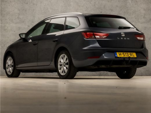 Seat León ST 1.5 TSI Sport 150Pk Automaat (NAVIGATIE, CLIMATE, CAMERA, KEYLESS, SPORTSTOELEN, TREKHAAK, PARKEE... ActivLease financial lease