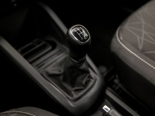 Skoda Fabia Combi 1.0 Sport (APPLE CARPLAY, NAVIGATIE, CLIMATE, STOELVERWARMING, SPORTSTOELEN, PARKEERSENSORE... ActivLease financial lease