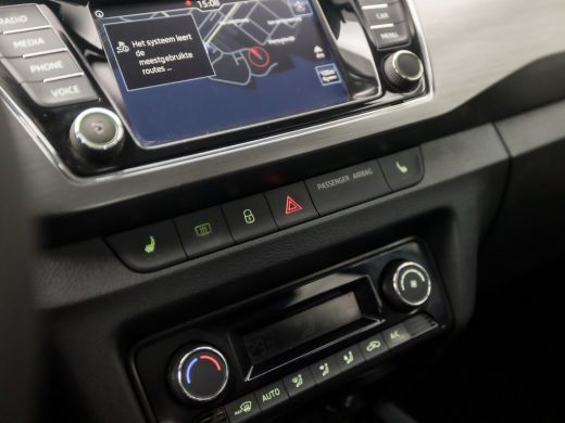 Skoda Fabia Combi 1.0 Sport (APPLE CARPLAY, NAVIGATIE, CLIMATE, STOELVERWARMING, SPORTSTOELEN, PARKEERSENSORE... ActivLease financial lease