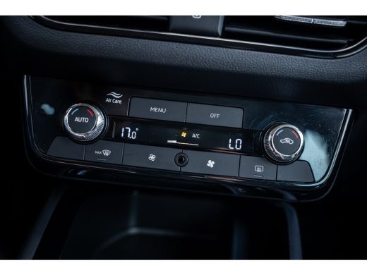 Skoda Kamiq 1.0 TSI 110pk DSG Ambition | Achteruitrijcamera | Cruise control | Volledig digitaal instrumenten... ActivLease financial lease