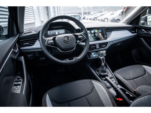 Skoda Kamiq 1.0 TSI 110pk DSG Ambition | Achteruitrijcamera | Cruise control | Volledig digitaal instrumenten... ActivLease financial lease