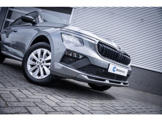Skoda Kamiq 1.0 TSI 110pk DSG Ambition | Achteruitrijcamera | Cruise control | Volledig digitaal instrumenten... ActivLease financial lease