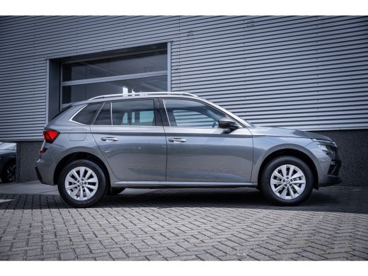 Skoda Kamiq 1.0 TSI 110pk DSG Ambition | Achteruitrijcamera | Cruise control | Volledig digitaal instrumenten... ActivLease financial lease