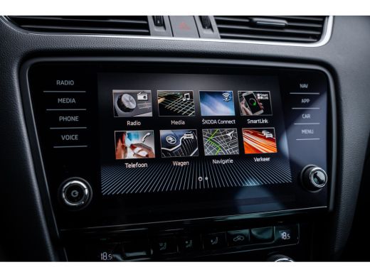 Skoda Octavia Combi 1.5 TSI Greentech Business Edition | Airco (automatisch) | Cruise control | Extra getint glas ActivLease financial lease
